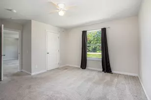 52199 Nancy Ln, Three Rivers, MI 49093 - Photo 11