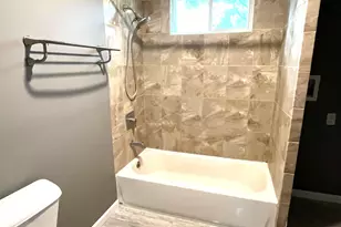 415 Riverside Dr, Watervliet, MI 49098 - Photo 19