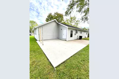 415 Riverside Drive, Watervliet, MI 49098 - Photo 3