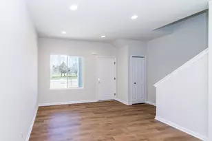 1025 Rebecca St, Marshall, MI 49068 - Photo 3