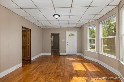 1027 Jennette Avenue NW, Grand Rapids, MI 49504 - Photo 5