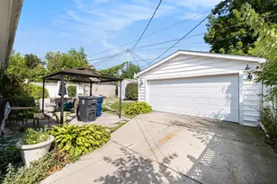 6610 Cranwood Dr, Flint, MI 48505 - Photo 19