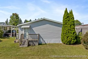 785 Pinecreek, Middleville, MI 49333 - Photo 17