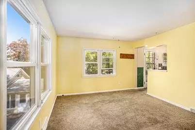 317 E Chart Street, Plainwell, MI 49080 - Photo 5