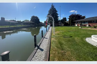 38176 Villa Mar Street, Harrison Township, MI 48045 - Photo 9