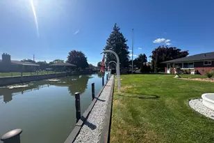 38176 Villa Mar St, Harrison Township, MI 48045 - Photo 9