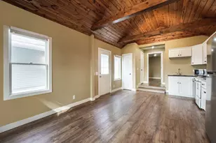 729 Fairview Ave NE, Grand Rapids, MI 49503 - Photo 17