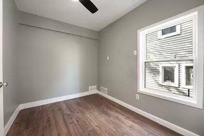 729 Fairview Avenue NE, Grand Rapids, MI 49503 - Photo 11