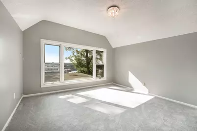 729 Fairview Avenue NE, Grand Rapids, MI 49503 - Photo 13