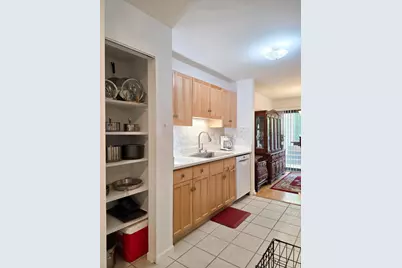 2126 Pauline Boulevard #104, Ann Arbor, MI 48103 - Photo 9