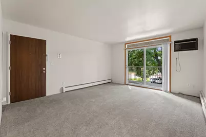 4921 Crooks Road #M-10, Royal Oak, MI 48073 - Photo 5