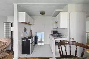 8300 E Jefferson Ave, Detroit, MI 48214 - Photo 15