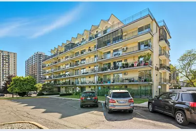 8300 E Jefferson Avenue #406, Detroit, MI 48214 - Photo 1