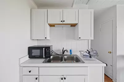 8300 E Jefferson Avenue #406, Detroit, MI 48214 - Photo 13