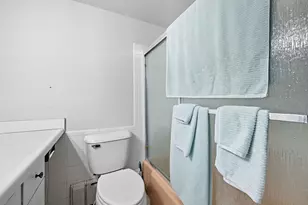 8300 E Jefferson Ave, Detroit, MI 48214 - Photo 17