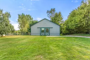 4641 E Allen Rd, Webberville, MI 48892 - Photo 49