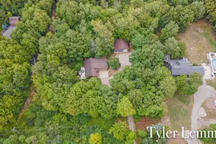 3871 64th St, Holland, MI 49423 - Photo 5