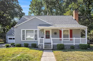 811 Briarcliff Rd, Jackson, MI 49203 - Photo 1