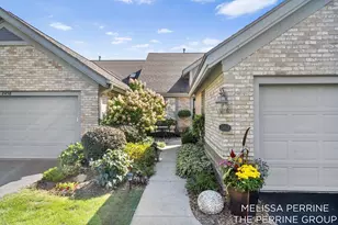 2462 Highridge Ln SE, Grand Rapids, MI 49546 - Photo 5