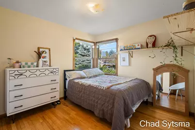 1827 Millbrook Street SE, Grand Rapids, MI 49508 - Photo 15