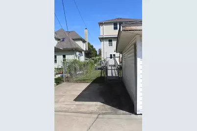 1516 Forres Avenue, Saint Joseph, MI 49085 - Photo 9