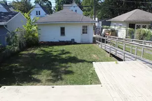 1516 Forres Ave, Saint Joseph, MI 49085 - Photo 11