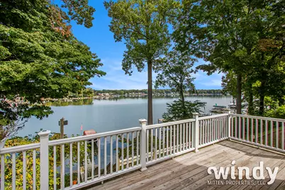 7927 Lakewood Drive, Coloma, MI 49038 - Photo 9