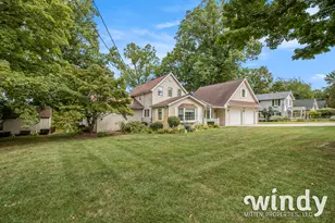 7927 Lakewood Dr, Coloma, MI 49038 - Photo 13