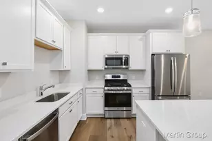 2223 Watertown Way NE, Grand Rapids, MI 49505 - Photo 9