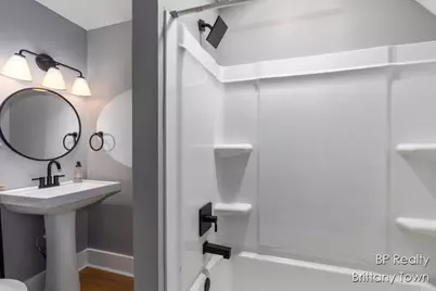 310 Sweet Street NE, Grand Rapids, MI 49505 - Photo 15