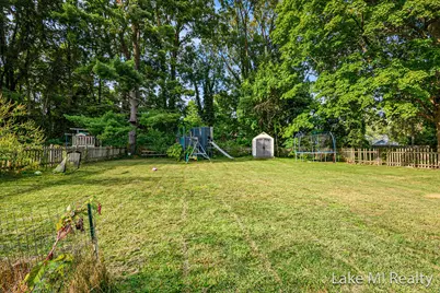 426 W Bridge Street, Plainwell, MI 49080 - Photo 19