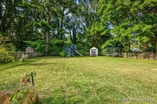 426 W Bridge St, Plainwell, MI 49080 - Photo 19