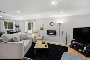 100 Dogwood Cir, Dowagiac, MI 49047 - Photo 7