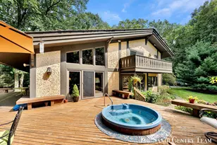 12879 Lakeshore Dr, Grand Haven, MI 49417 - Photo 49