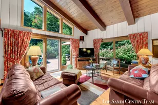 12879 Lakeshore Dr, Grand Haven, MI 49417 - Photo 11