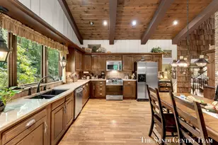 12879 Lakeshore Dr, Grand Haven, MI 49417 - Photo 19