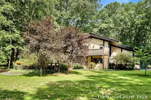 12879 Lakeshore Dr, Grand Haven, MI 49417 - Photo 65