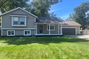 1179 Brian Dr, Muskegon, MI 49442 - Photo 31