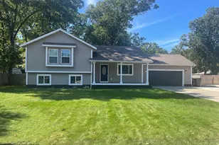 1179 Brian Dr, Muskegon, MI 49442 - Photo 1