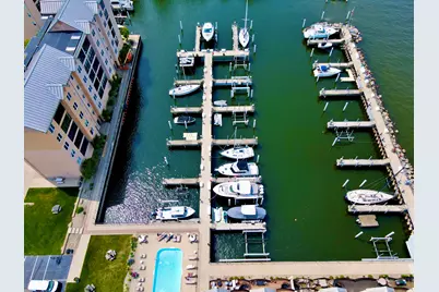 260 Water Street #5E, Saint Joseph, MI 49085 - Photo 3