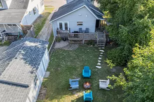 648 Phillips St, South Haven, MI 49090 - Photo 25