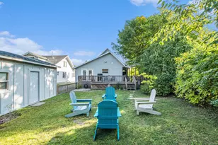 648 Phillips St, South Haven, MI 49090 - Photo 23