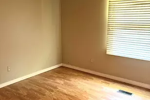 5215 Merriman Rd, Jackson, MI 49201 - Photo 13