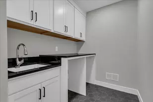 3729 Boulder Dr, Troy, MI 48084 - Photo 29