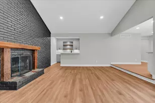 3729 Boulder Dr, Troy, MI 48084 - Photo 9