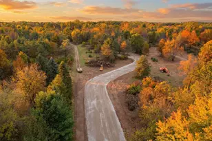 2775 Gady Pines Dr, Adrian, MI 49221 - Photo 9