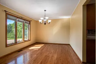 6030 Paw Paw Lake Rd, Coloma, MI 49038 - Photo 9