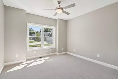 1136 Lochaven Circle, Hillsdale, MI 49242 - Photo 17