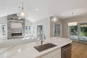 1160 Lochaven Cir, Hillsdale, MI 49242 - Photo 17