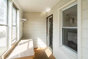 2656 10th St, Wyandotte, MI 48192 - Photo 9